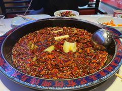 -何师傅美蛙鱼头(汉街店)