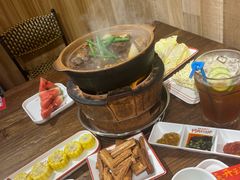 -阿润打边炉·鲜切鸡煲(华漕店)