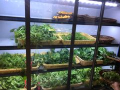 自助蔬菜-贵府酸汤牛肉火锅·贵州老字号(飞山街店)
