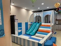 -爱乐梵国际儿童教育中心(古美店)
