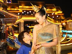-东南亚风情赶摆街夜市