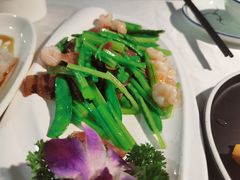 荷兰豆芹菜炒腊味-云中小雅