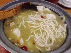 -周鱼小馆石锅酸菜鱼(活力汇店)