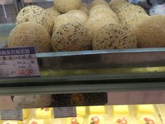 -白玉兰食品甜凤店(合生汇店)