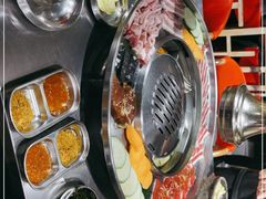 -哈哈碳都·牛肋条无限自助烤肉(台江万达店)