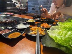 -肉甲韩国木炭烤肉(新壹街1店)