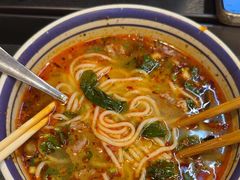 -云阿蛮云南生烫牛肉米线(奉贤路店)