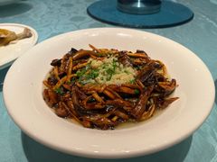 -侬佳蒸菜馆(听潮店)