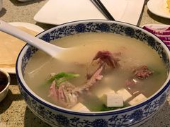 鸭架豆腐汤-老昌春饼(大直街店)