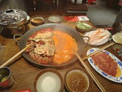 -萍姐火锅·公路夜市(武汉首店)