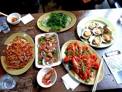 -贞姨美食·老字号海鲜大排档