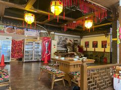 大堂-东三省东北铁锅炖(龙泉店)