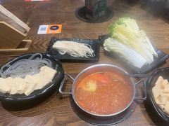 -呷哺呷哺 小火锅 (浦东新欧尚超市店)