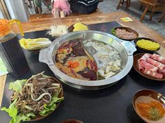 -重庆故事姊妹老火锅(财经学院店)