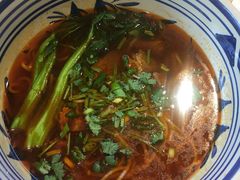 红烧牛肉米粉-头壹号  羊汤·饸饹面·大油条(嘉华店)