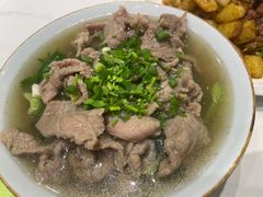 -犇逸·乐山跷脚牛肉·四川现炒(览海店)
