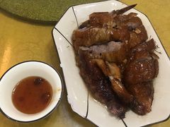 烧鹅-正宗鸡饭粤香酒家(朱村店)