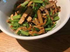 -费大厨辣椒炒肉(万家丽一店)