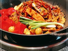-四小区火锅·巷子里的重庆火锅(花照壁店)