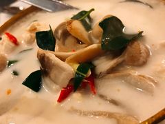 椰奶鸡汤-香蕉叶餐厅(是隆店)