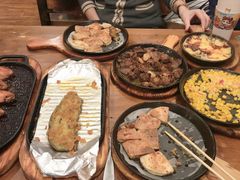 -老东镇啤酒屋海鲜加工·蒸汽海鲜·海鲜烧烤(台东店)