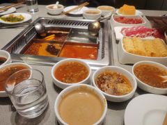 -海底捞火锅(宝龙广场夜宵主题店)