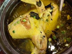 石耳土鸡汤-曾福兴