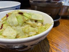 手撕包菜-张氏父子常德肠子馆(贺龙店)