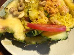 菠萝海鲜炒饭-mango tree芒果树泰国餐厅(青岛万象城店)