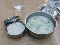 -神仙雪浓汤(明洞店)