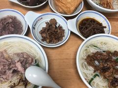 -泉兵三代清汤粉(晟龙店)