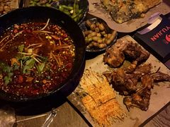 -夜火烤摊·东北烧烤酒场·老杨小黄鱼