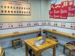 -明姨仔潮汕美食·碳炉猪脚·汕尾牛腩饭·起片鸡煲(起义路店)