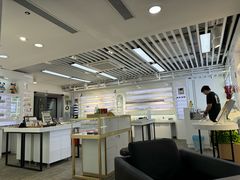 -浮光眼镜·蔡司视觉合作·数字验配中心(陆家嘴店)