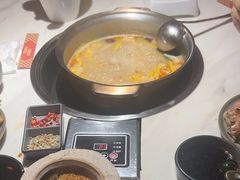 -喃喃椰·糟粕醋·椰子鸡火锅(七堡花园店)