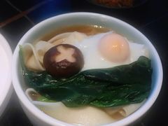 长寿面-次第花开素食雅宴