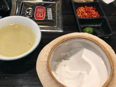 -东椰·海南椰子鸡火锅(朝阳门店)