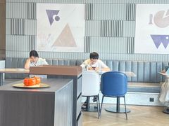 -必胜客(尹山湖歌林公园店)