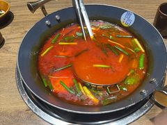 -贵厨酸汤牛肉(小十字店)