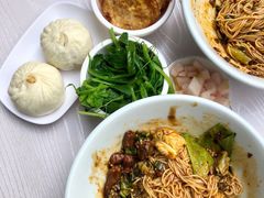 -李与白包子铺(桐梓林店)