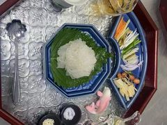 -龙悦湾酒家·八阵鱼生·渔人码头店
