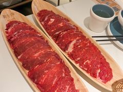 -左庭右院鲜牛肉火锅(金山万达店)