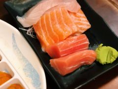 生鱼片-三味食堂