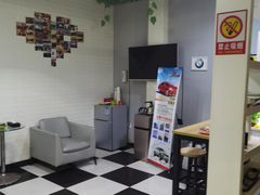 -鲨鱼皮汽车凹陷玻璃修复(静安店)