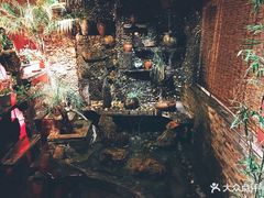 -大匠工房古船木艺术餐厅·猪肚鸡专门店(长白仙岛店)