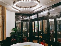 -刘姐啤酒鱼民族演艺餐厅(西街总店)