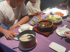 -荷栖小院·品质江西菜(红谷滩店)
