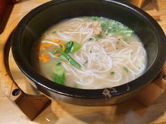 -勺子米线·云南传统小吃市集(四方街店)