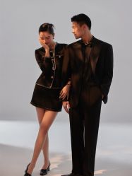 -至臻微拉婚纱摄影