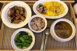 -臻康乃馨月子中心(集美店)